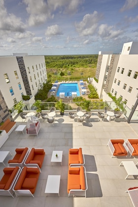 Gallery - City Express Plus By Marriott Cancún Aeropuerto Riviera