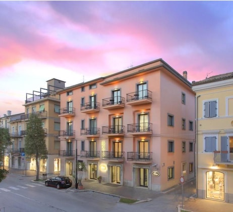 Gallery - Hotel Enzo Porto Recanati