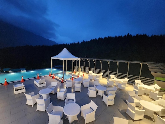 Gallery - The Orchard Greens Resort - A Centrally Heated Property
