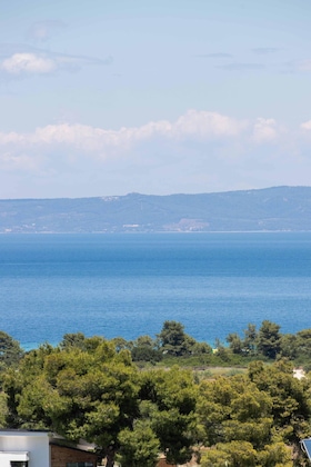 Gallery - The Euphoria Club Luxury Villas