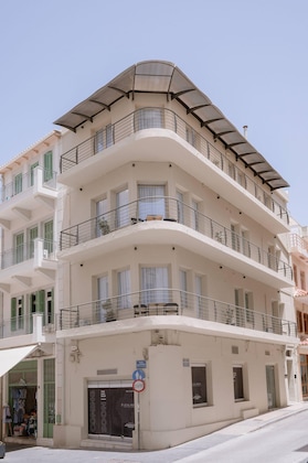 Gallery - Planis Str Urban Suites