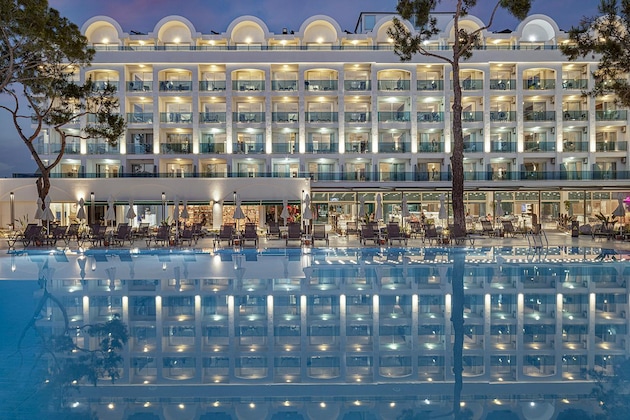 Gallery - Berry Blue Hotels