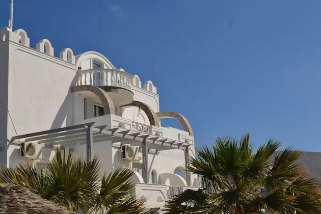Gallery - Black Coast Hotel