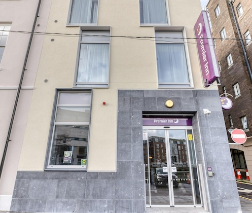 Gallery - Premier Inn Cork City Centre