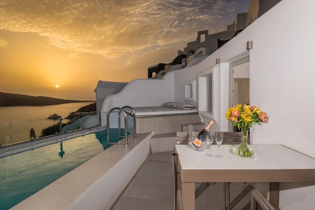 Gallery - Elite Luxury Suites