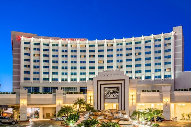 Gallery - Crowne Plaza Commerce Casino