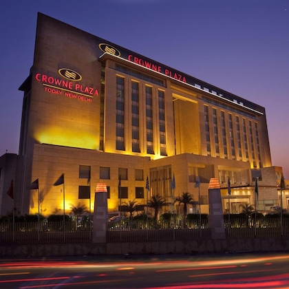 Gallery - Crown Plaza