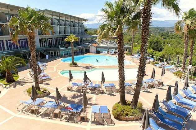 Gallery - Residence And Spa Baie Des Anges By Thalazur