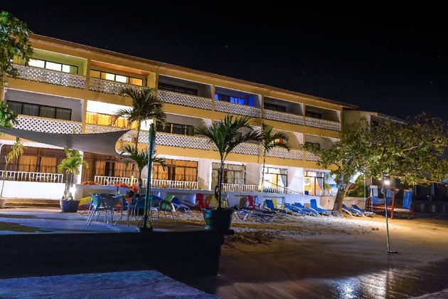 Gallery - Sand And Tan Beach Hotel