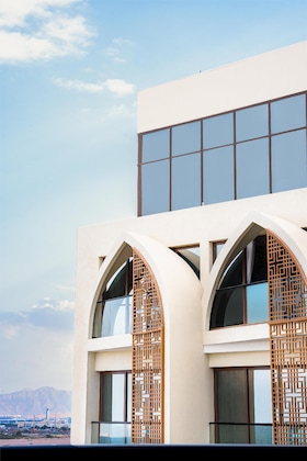 Gallery - Golden Tulip Muscat The Village