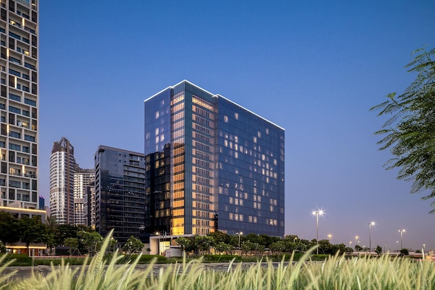 Gallery - Renaissance Business Bay Hotel