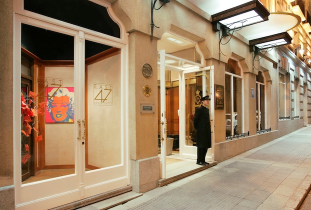Gallery - Villa Real