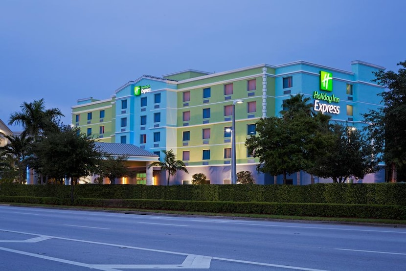 holiday inn cruise airport fort lauderdale
