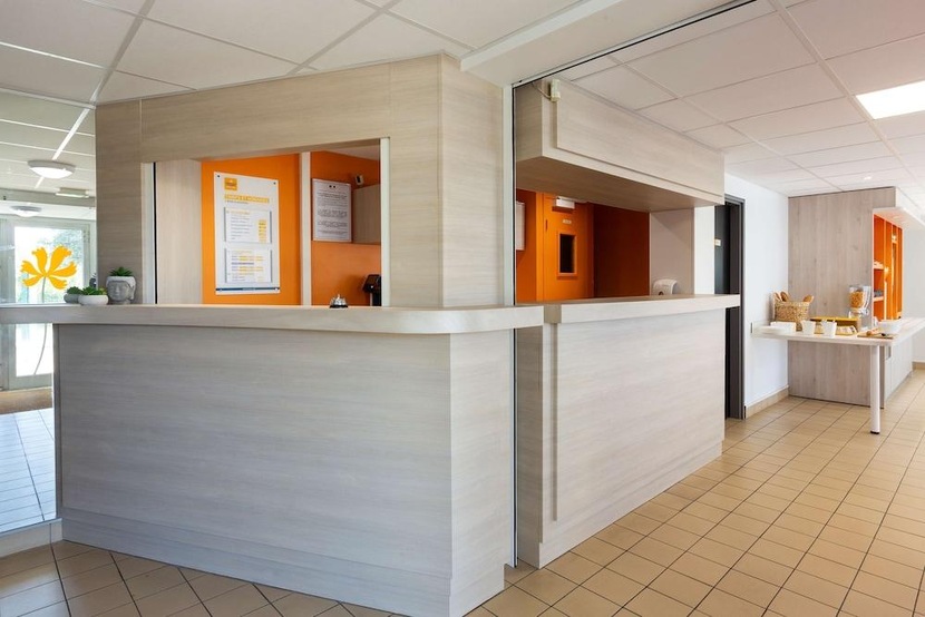 Hotel De Nantes Saint Herblain, Saint Herblain desde 17