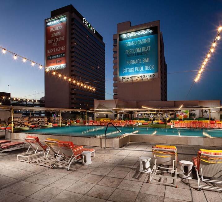 downtown hotel and casino las vegas