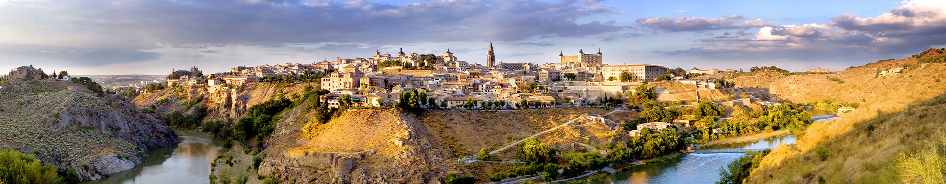 Madrid, Ávila, Segovia y Puy du Fou desde Madrid