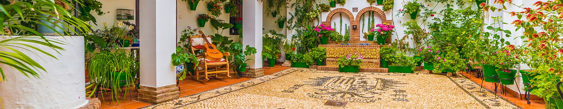 Especial +60 Senior Conoce los patios de Córdoba