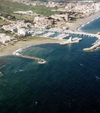 Playa del Castillo (La Duquesa)