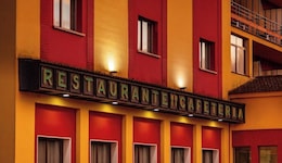 Hotel Zeus