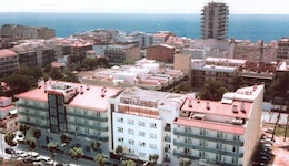 Hotel Canada Palace