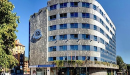 Aparthotel Campus
