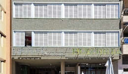 Andrea's  Hotel