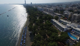 Park Beach Hotel