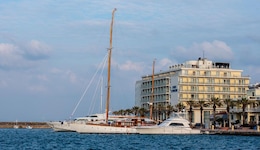 Chios Chandris Hotel