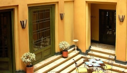 Hotel De La Opera