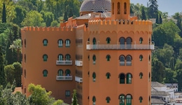 Alhambra Palace Hotel