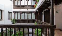 Casa Del Capitel Nazari Hotel