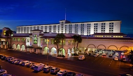 Gold Coast Hotel And Casino