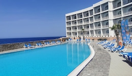 Paradise Bay Resort