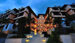 Avani Ao Nang Cliff Krabi Resort (SHA Extra+)