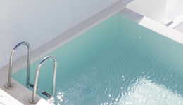 Kouros Hotel & Suites
