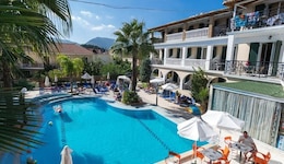 Zante Plaza Hotel & Apartments