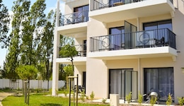Adonis La Baule
