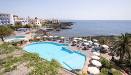 Arathena Rocks Hotel
