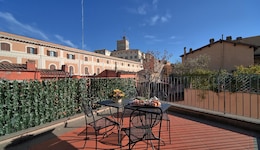 Trevi Palace Luxury Inn