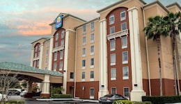 Comfort Inn International Dr.