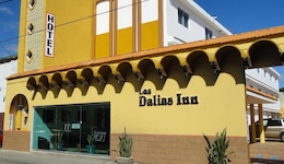 Las Dalias Inn