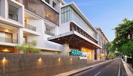 Harris Hotel Seminyak Bali