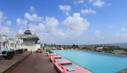 The Crystal Luxury Bay Resort Nusa Dua