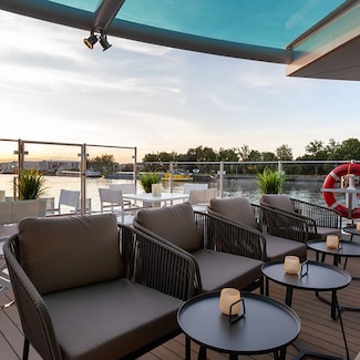 River Terrace