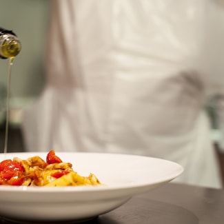 Reserva hasta el 15 de junio 2026: restaurantes de especialidades ¡de regalo!