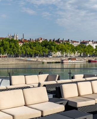 Sun Deck
