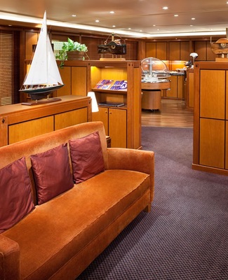 Neptune lounge