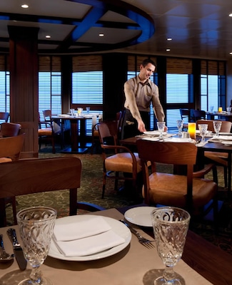 Giovannis Restaurant