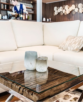Amadeus Queen Club sofa