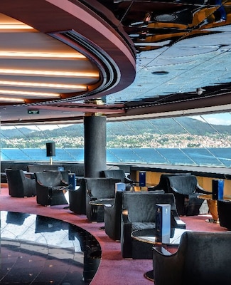Yacht Club